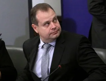 Лазаров: Хората, които казват, че асфалтът не се яде, не са прави