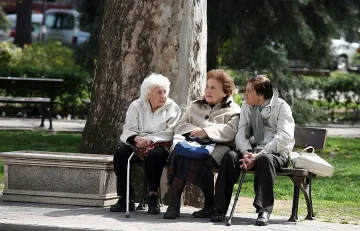 Ставаме страна на пенсионерите