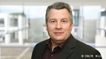 Цар Путин и неговото кафкианско шоу