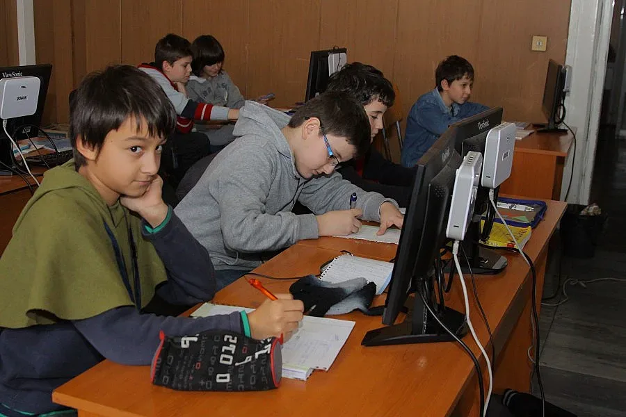 40% от учениците ни неграмотни