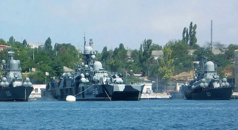 Украйна по тревога! Руски крилати ракети се появиха в Черно море
