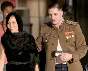 Йов слезе в Русия