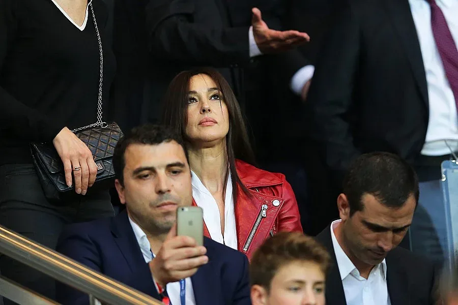 ПСЖ ядоса Моника Белучи