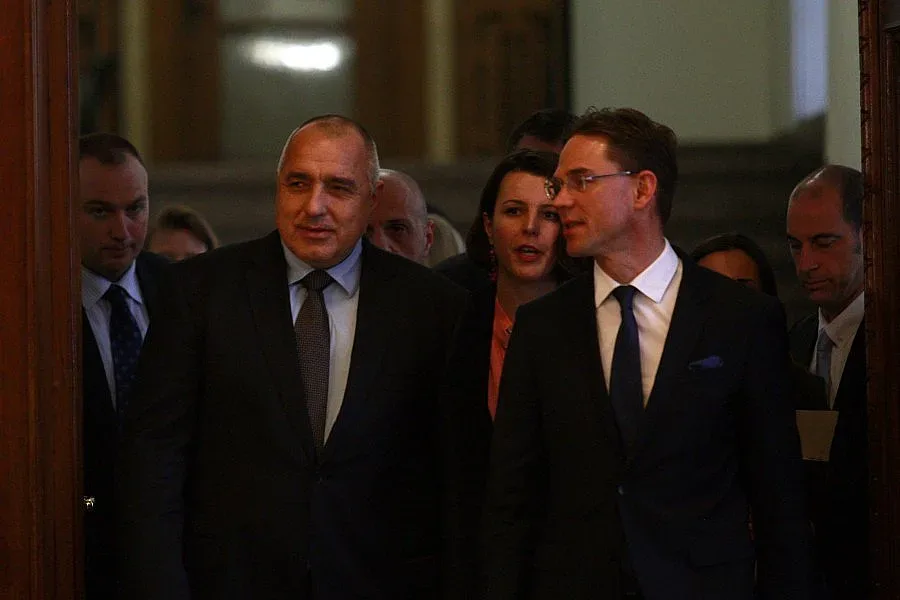 Правителството иска промени в Конституцията за съдебната власт