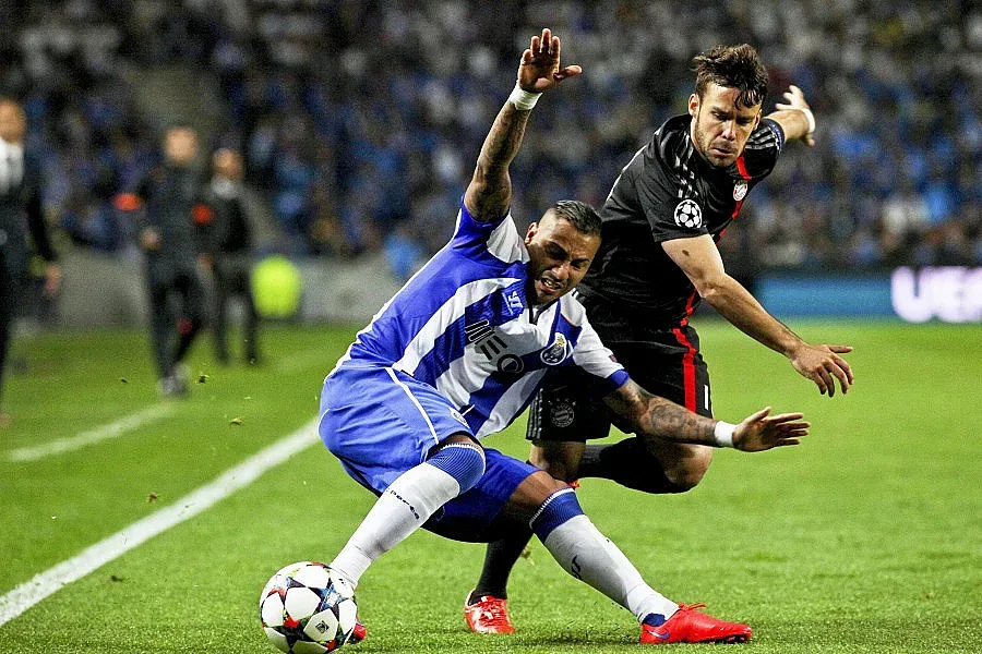 Порто изненада Байерн