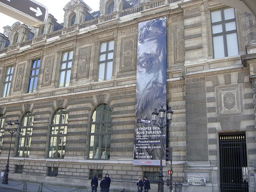 Кремъл и Лондон искат Севт III