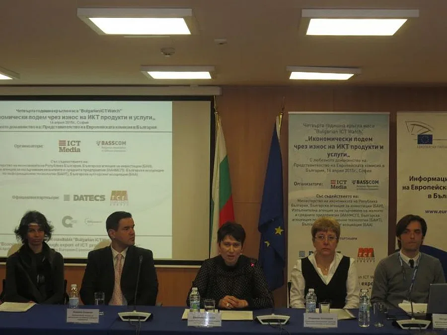 Само България от ЕС е в топ 10 за аутсорсинг