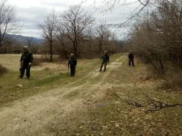 Взривовете край Иганово продължават