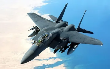 US изтребители в небето ни до 8 май