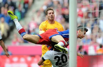 "Байерн" загря за "Порто" с лек успех 