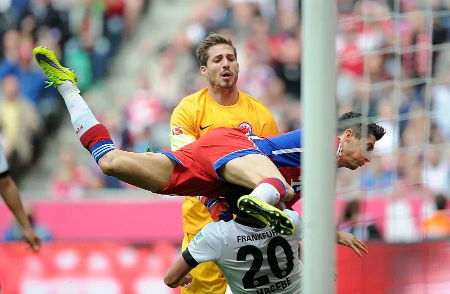 "Байерн" загря за "Порто" с лек успех