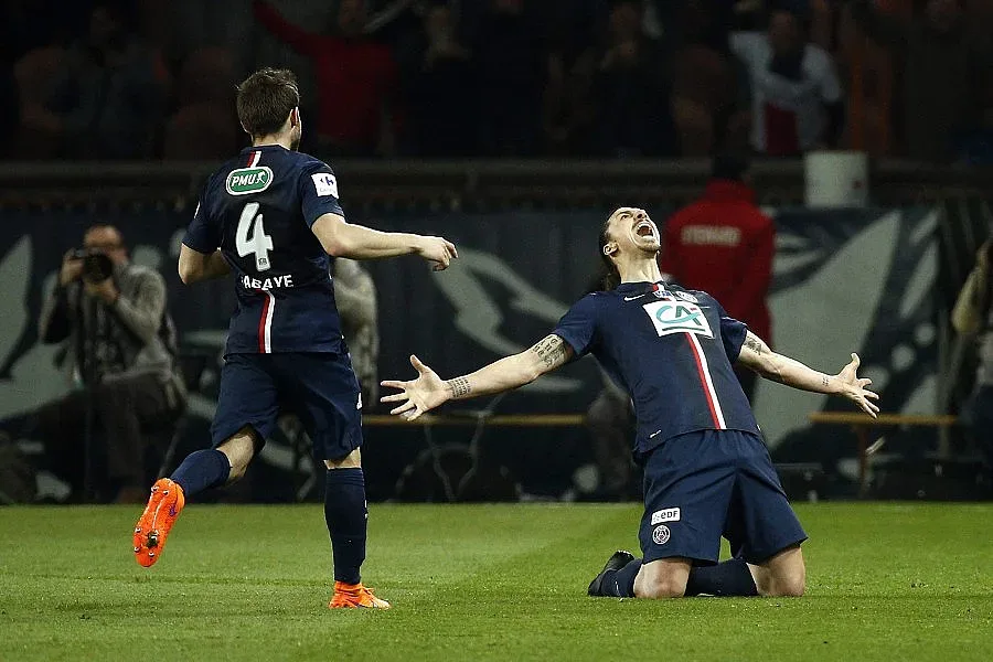 Ибра отнесе 4 мача за "л********" Франция