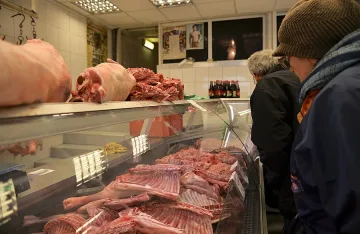 Гърци идват на пазар за агнешко 