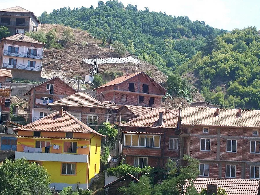 Над 100 нови къщи вдигнаха гурбетчии в Долно Осеново