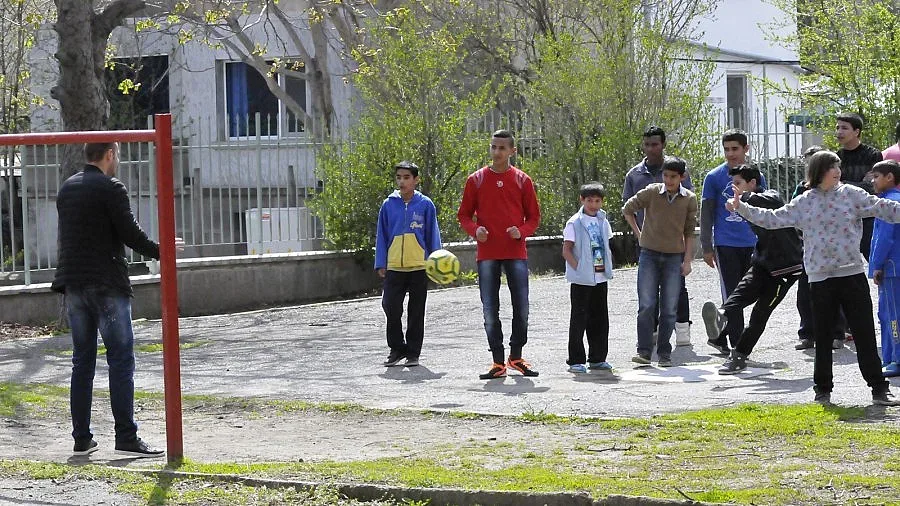Майсторка на писани яйца дава уроци в музея