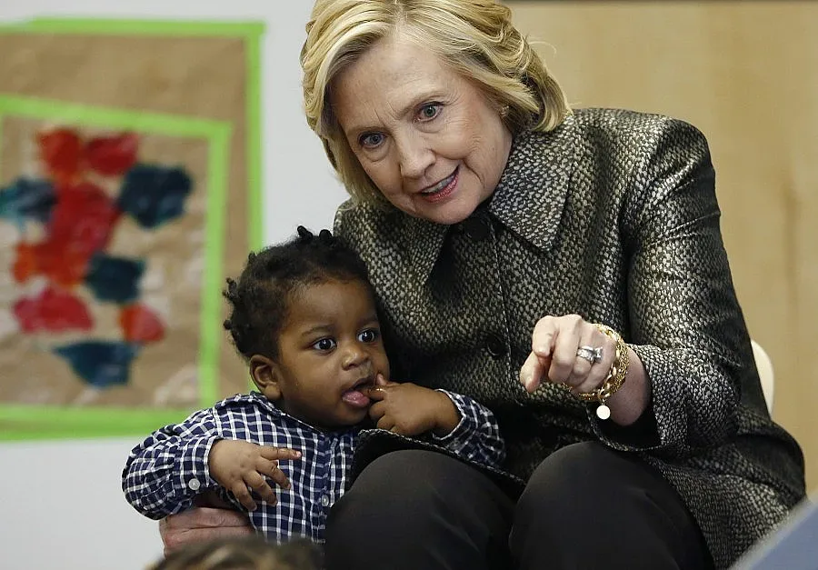 Хилари Клинтън става кандидат- президент на САЩ