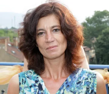 Кървав диамант по български