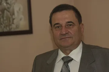 Стабилизират НЕК като в "Красив ум"