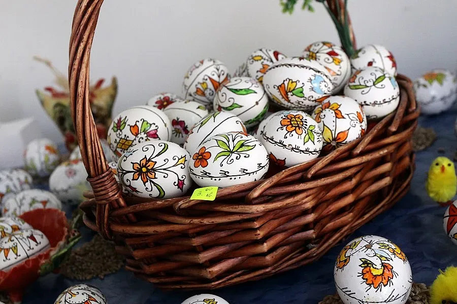 Слънце с облаци в петък