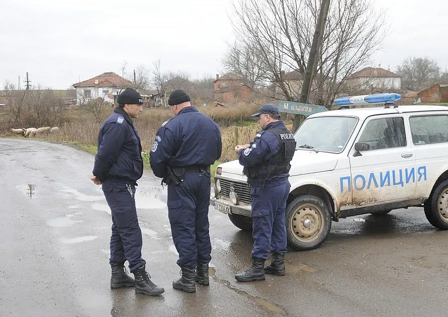 Жена се хвърли в река Струма пред погледа на полицай