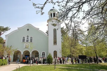 В Монтана правят Великденски концерт в двора на храма