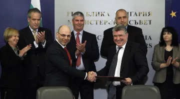 Кабинетът договори с 30% по-евтин ток (ОБЗОР)