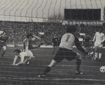 ЦСКА празнува 33 г. от 4:3 с "Байерн" (видео)