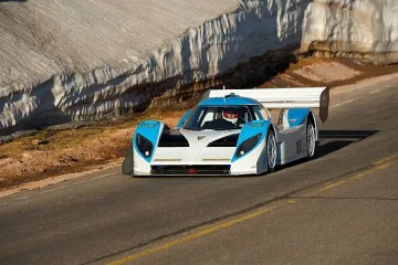 Латвийци направиха конкурент на Tesla