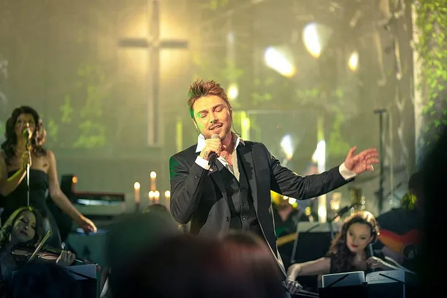 Огънче запалва любовта на Миро и Ели в Лондон