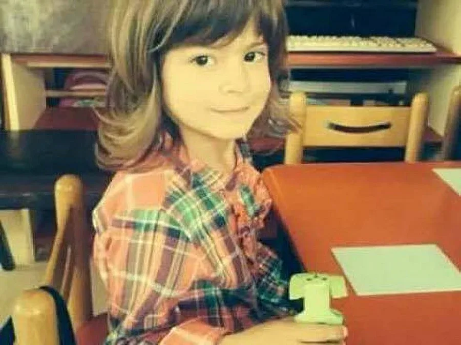 Великденска акция за лечение на болно момиченце