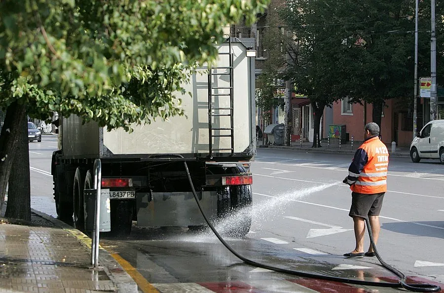 Близо 1 млн. българи работили извънредно 14.5 млн. часа през 2014-а