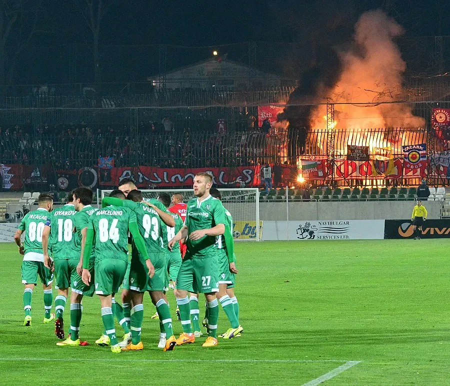 Влюбени донесоха късмет на "орлите"