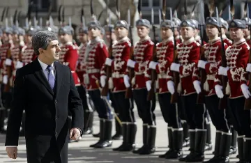 Химните на България и НАТО на "Дондуков" 2