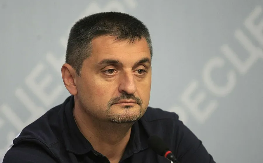 Добрев: Не може лидерът да е с мандат 8 години 