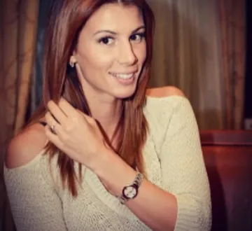 Глезят Пиронкова със сармички за именния й ден