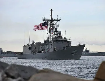 Боен кораб на САЩ навлезе в Черно море