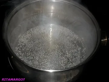 2-годишно се попари с вода