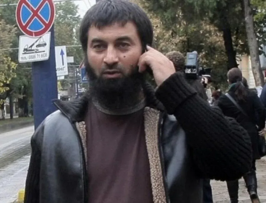 Обвиняемите в радикален ислям остават в ареста