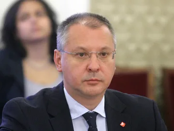 "Позитано" дава заден за поправката "анти-Станишев"