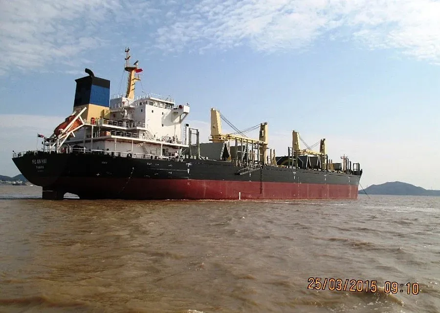 Морският ни флот закупи нов кораб