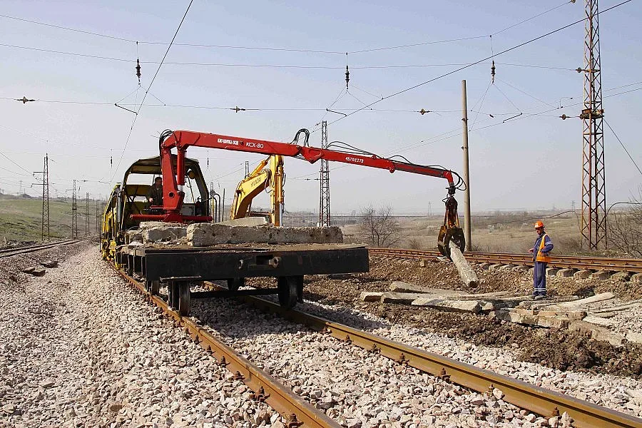Възстановиха жп транспорта в Мини „Марица-изток"