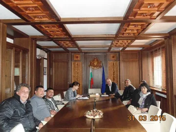 Връщат ромски деца в училище в Банско