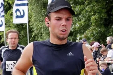 The Sunday Express: Лубиц се интересувал от гей сайтове