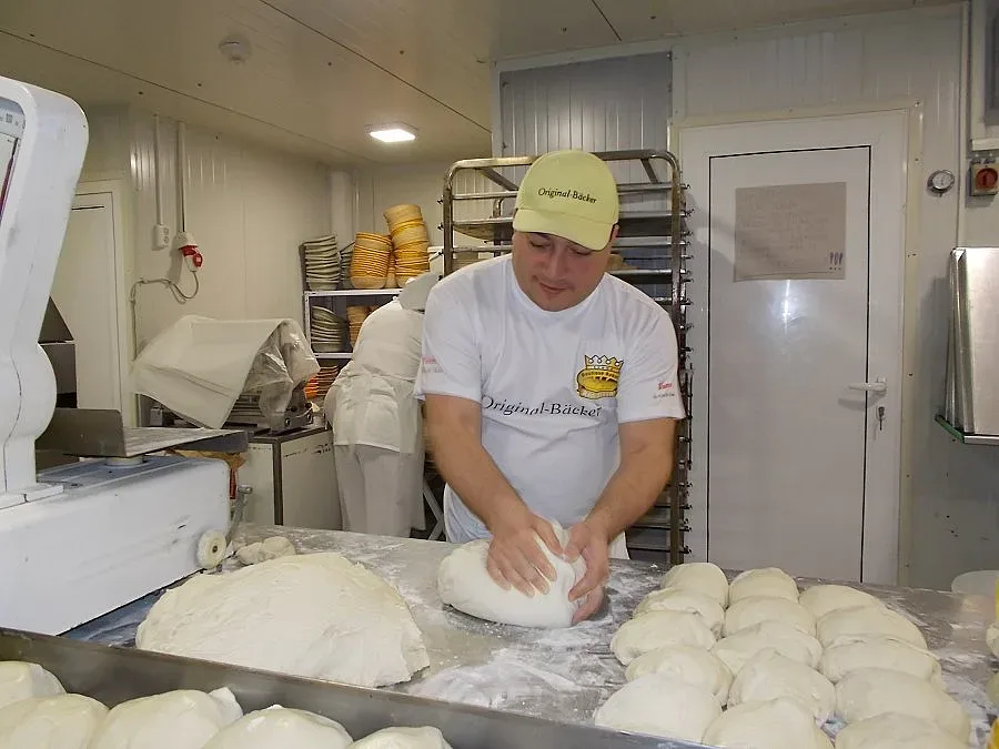 Гурбетът научи Ради на занаят