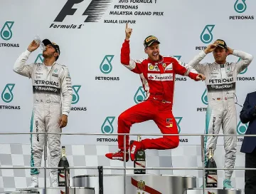 Фетел взе победа за "Ферари" в Малайзия