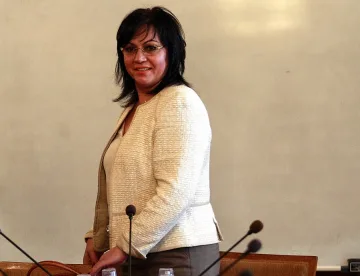 Корнелия Нинова няма да се кандидатира за кмет на София