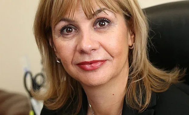 Докато политиците се карат, родният бизнес се изнася. Ето къде