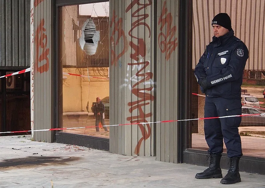 Атакуваха с коктейли "Молотов" община Варна