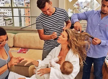 Нова мода: Брелфи, снимай се, докато кърмиш!