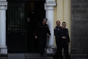 Спипаха жена, опитала да вкара наркотици в затвора